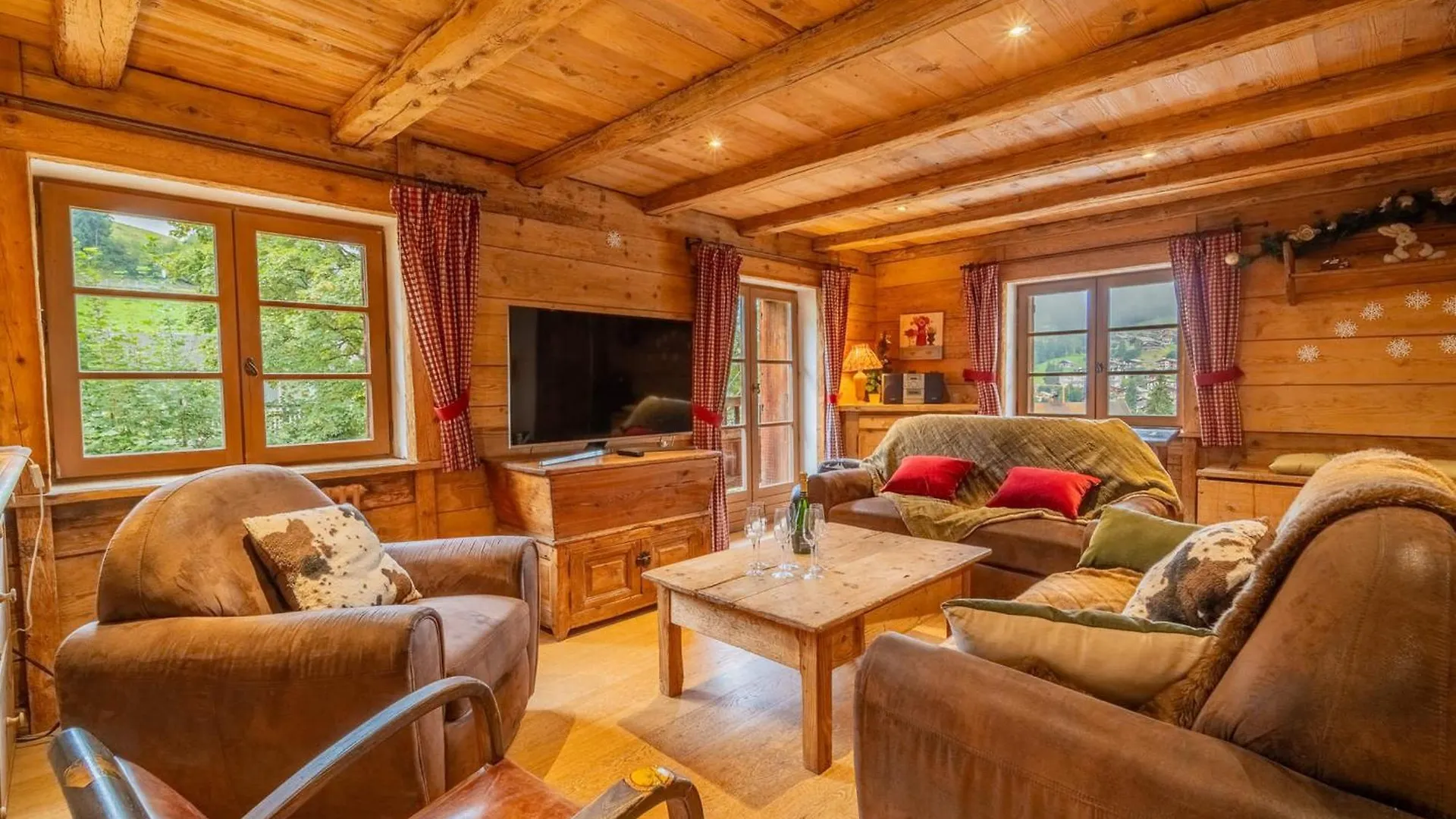 Spacieux Appart 5 Ch Au Coeur Du Village, Charme Savoyard, Wifi, Cheminee Decorative - Fr-1-437-51 La Clusaz Apartment